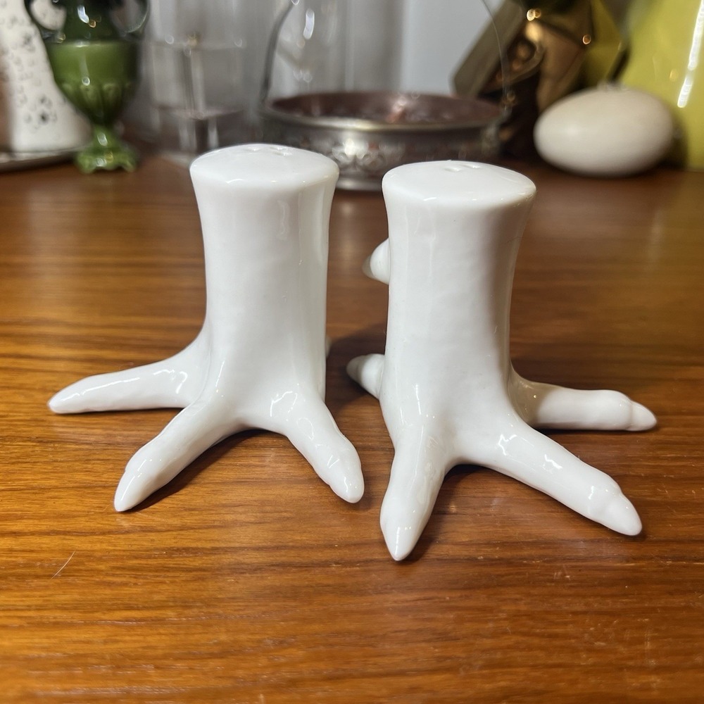 Vintage White Ceramic Salt & Pepper Shakers Set, Glossy Decorative, 3" (2)